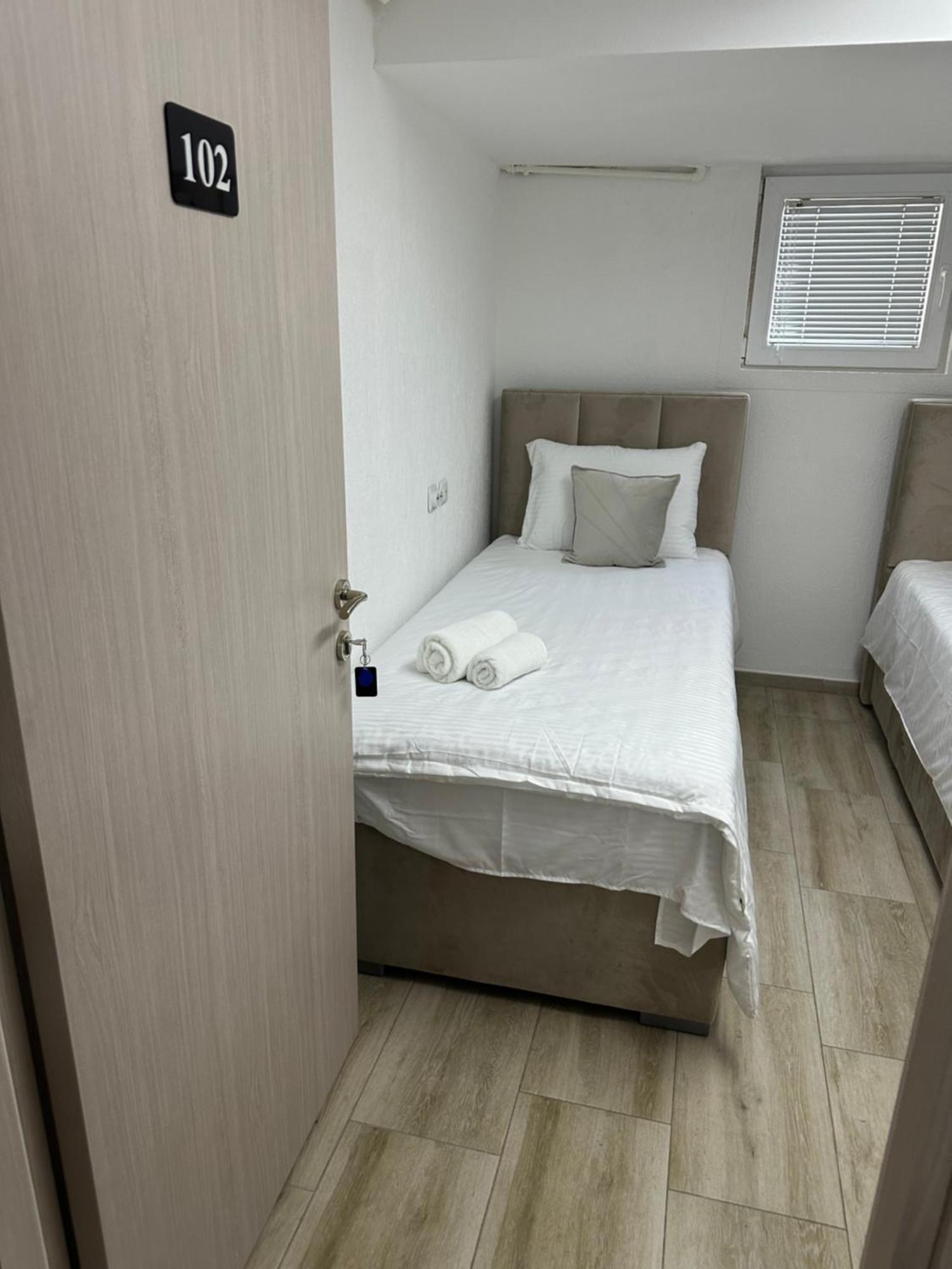 Next Rooms Скоп'є Екстер'єр фото
